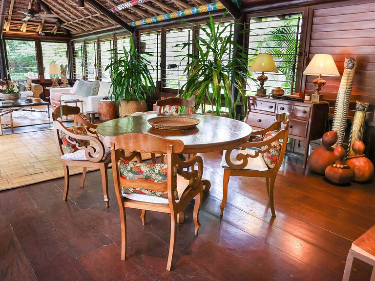 Sea front villa with pool in Trancoso - Trc045