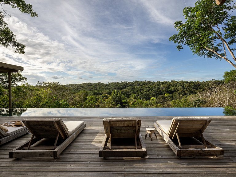 Villa com píscina e linda vista