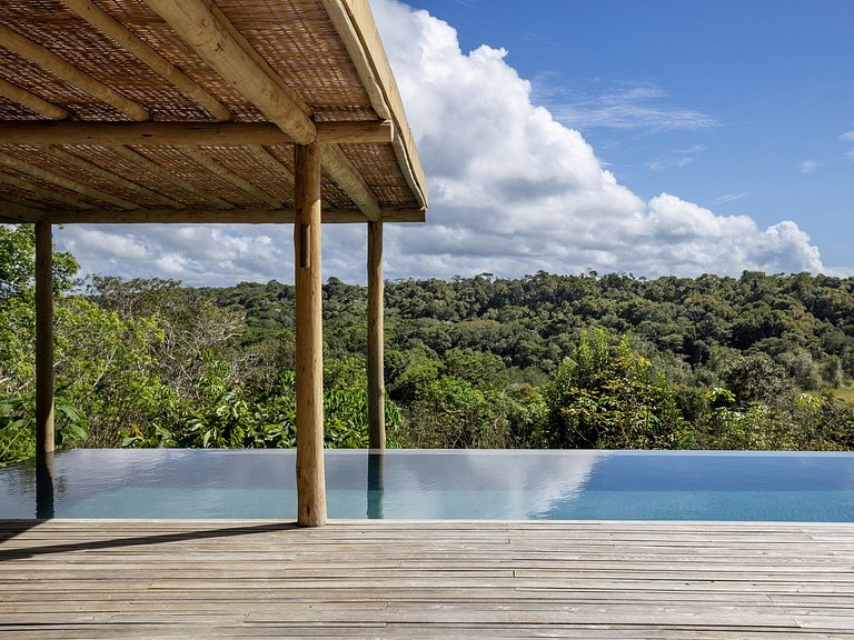 Villa com píscina e linda vista
