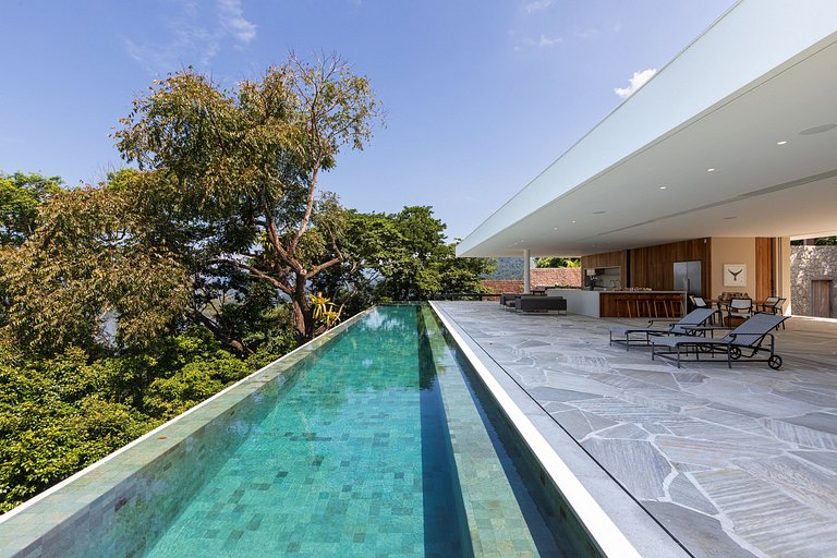 Villa con 4 suite a Paraty - Pty005