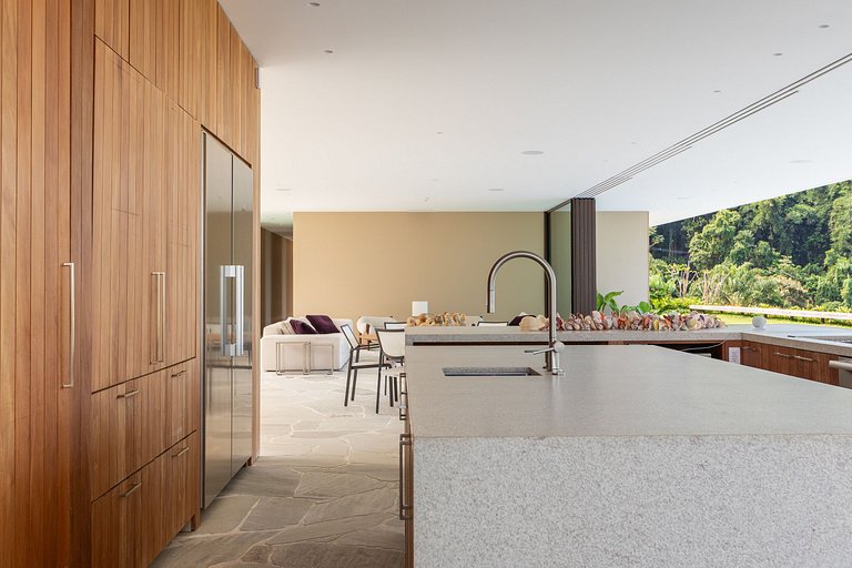 Villa con 4 suite a Paraty - Pty005