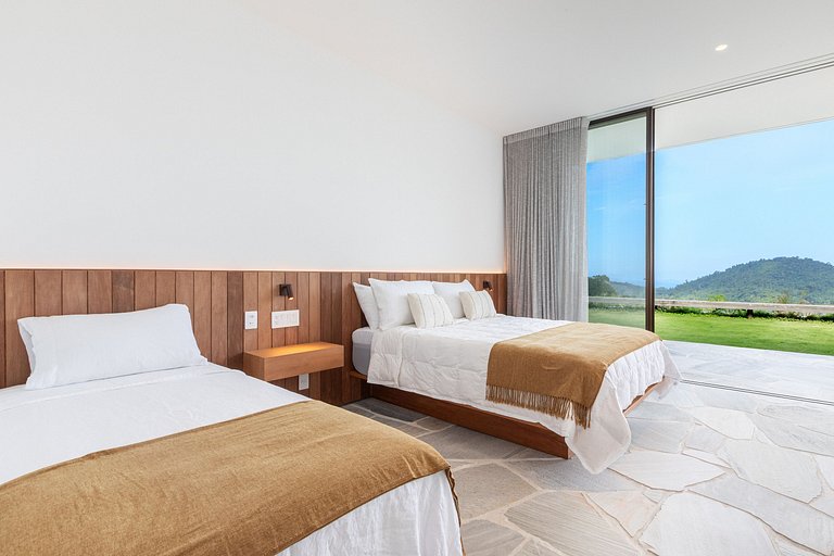 Mansión con 4 suites en Paraty - Pty005