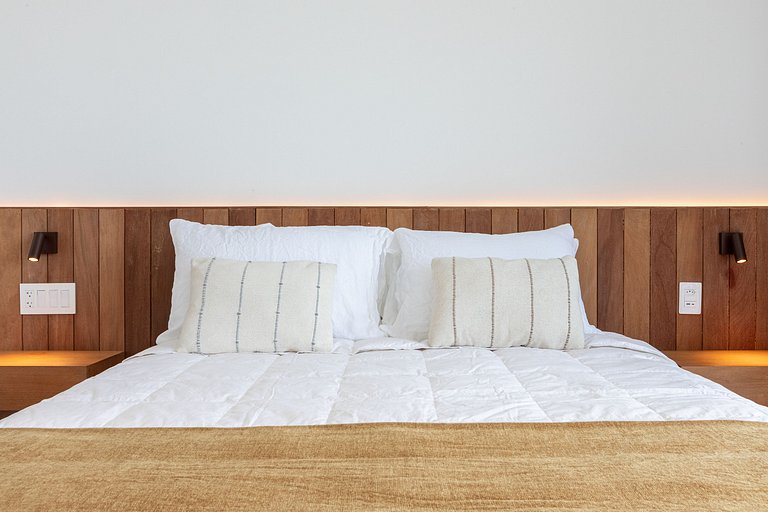 Особняк с 4 люксами в Парати - Pty005