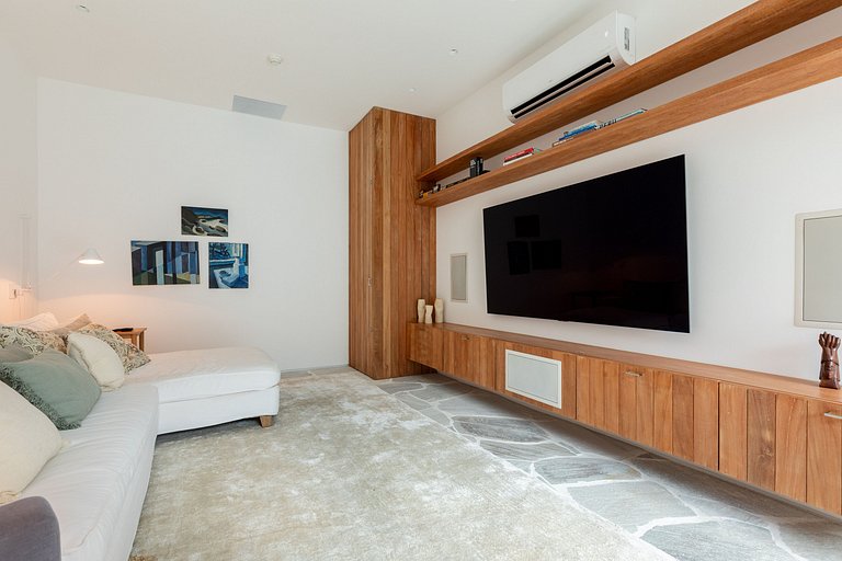 Mansion with 4 suites in Paraty - Pty005