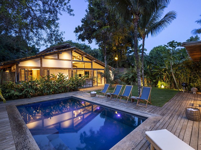 Charmosa casa com piscina em Trancoso