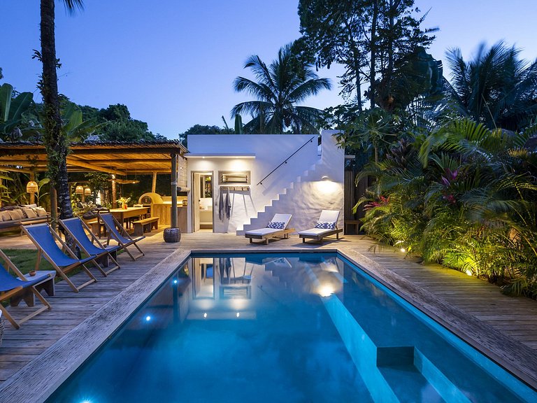 Charming house with pool in Trancoso