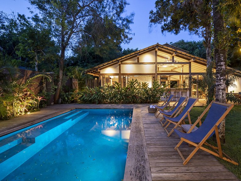 Charming house with pool in Trancoso