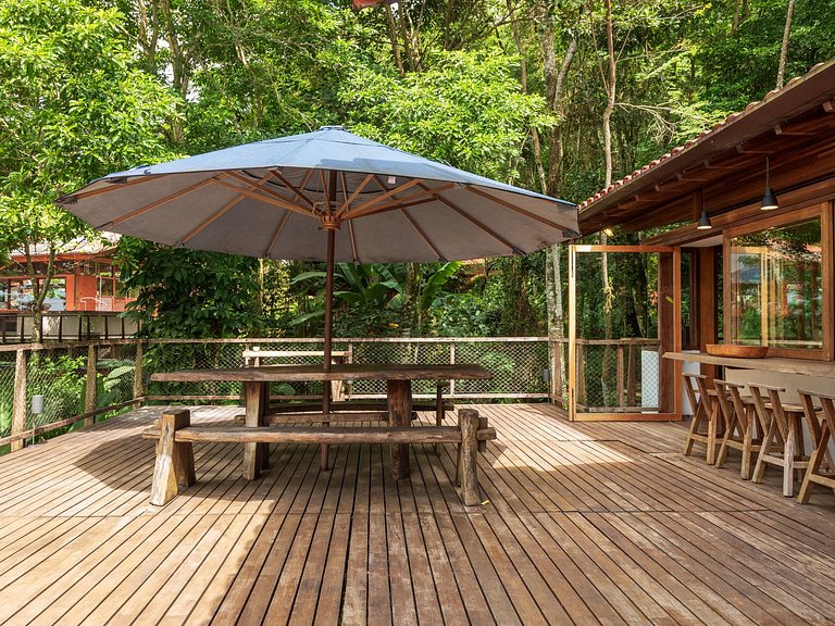 Beachfront house in Paraty