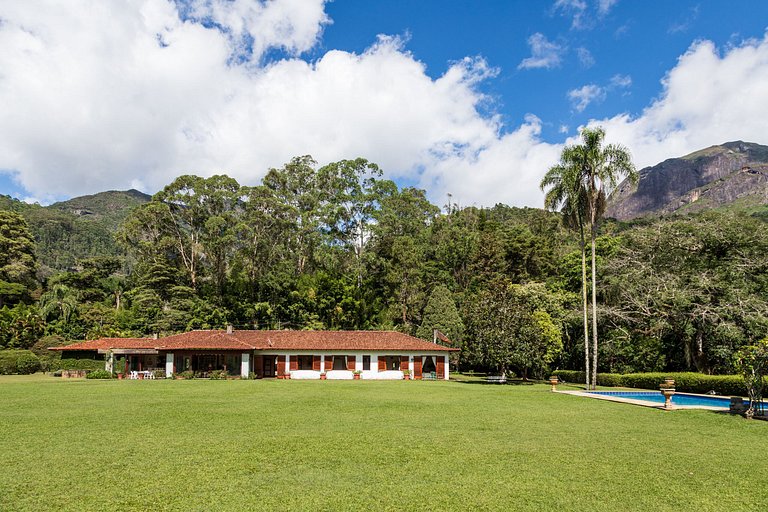 Casa con piscina a Teresópolis
