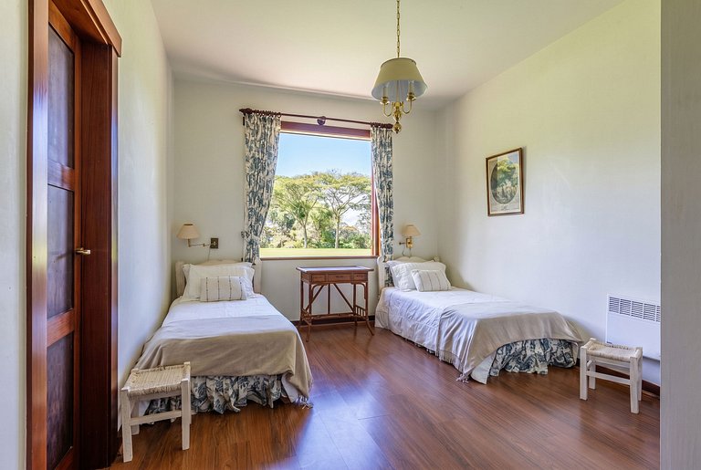 Casa com piscina em Teresópolis - Ter001