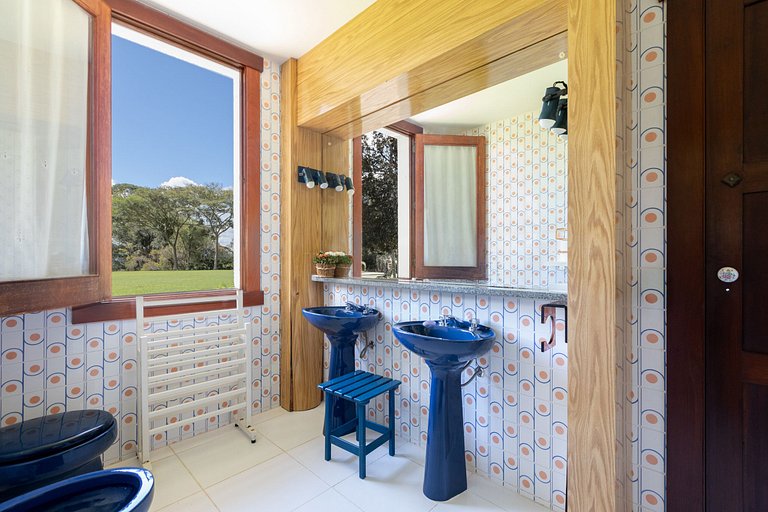 Casa com piscina em Teresópolis