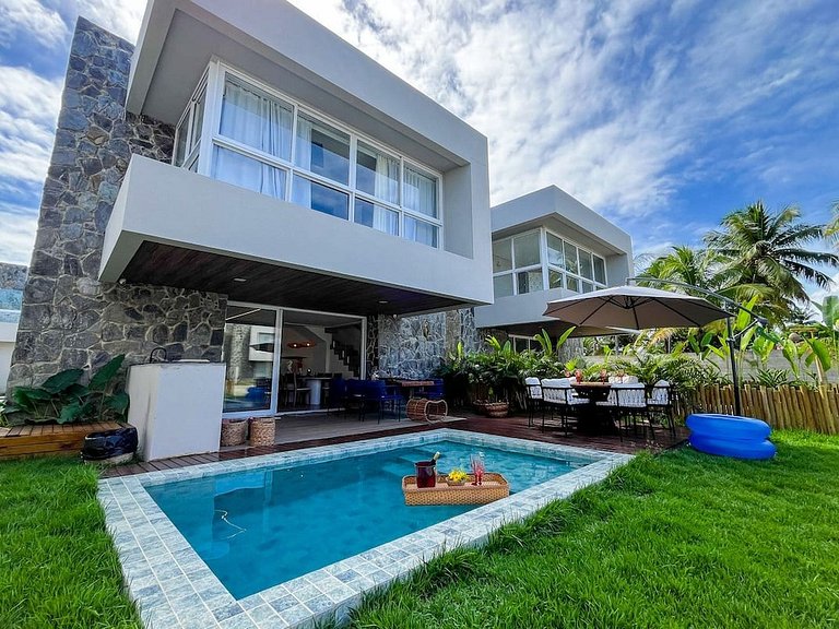 Casa com piscina em Barra de Camaragibe