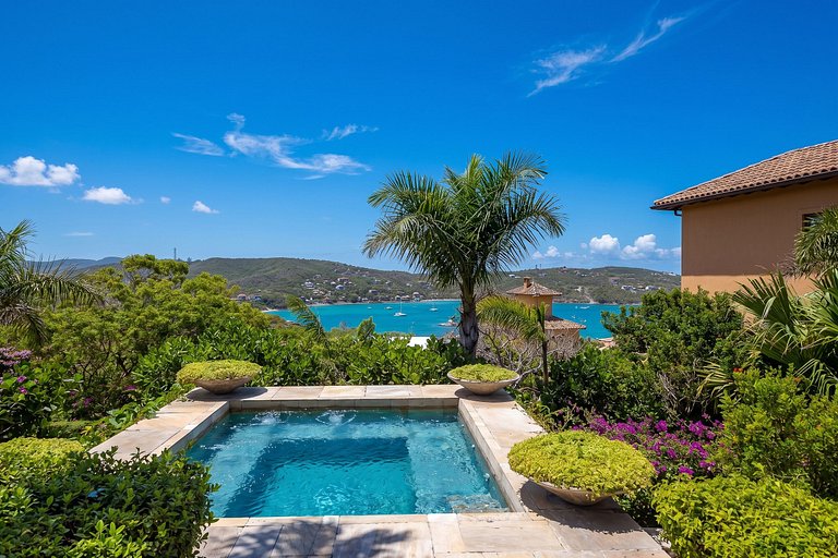 5 bedroom luxurious villa in Buzios