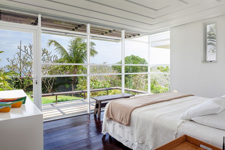 Luxuosa mansão de 5 quartos em Buzios