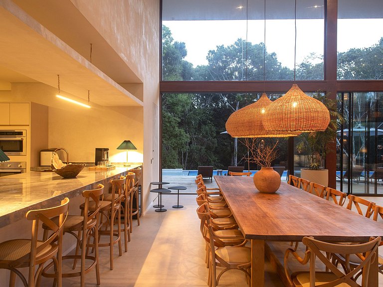 Mansion with pool in Trancoso