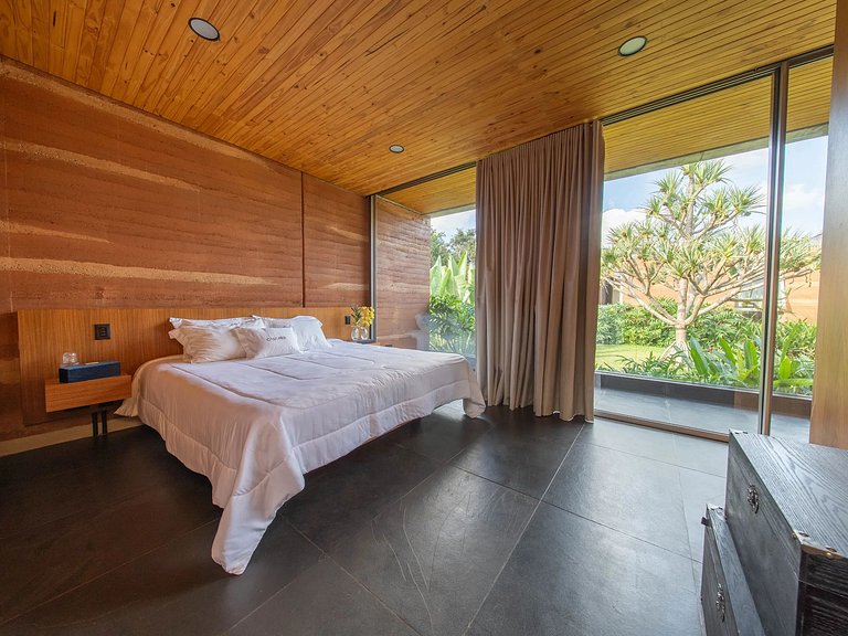 Beautiful house facing the lake in Avaré