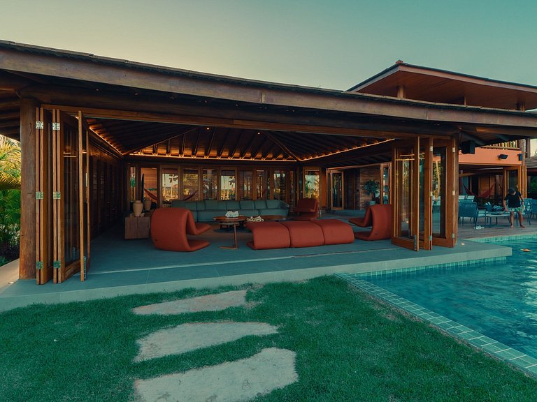 Beachfront Villa in Morro de SP