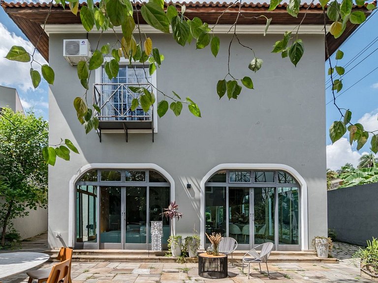 House with 5 suites near Morumbi