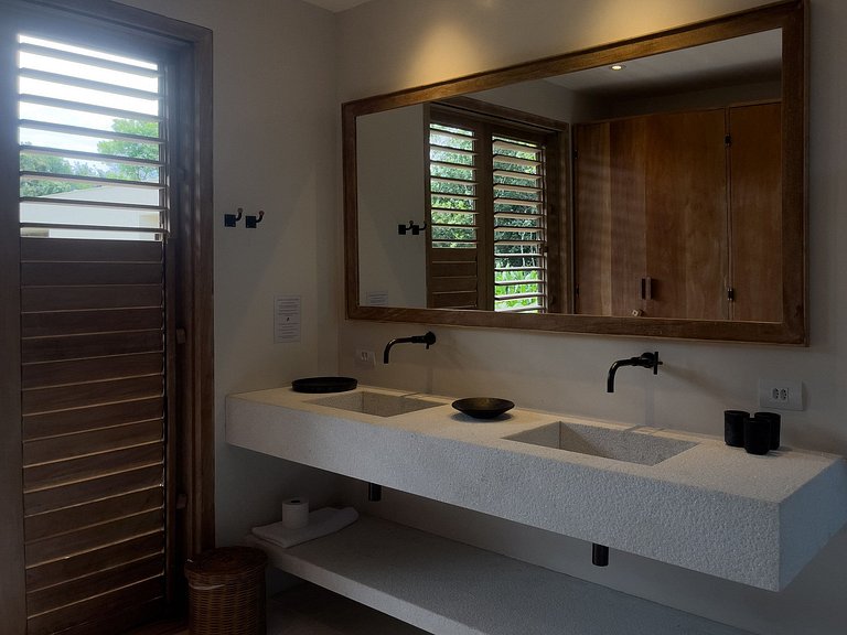 Luxurious mansion in Altos de Trancoso