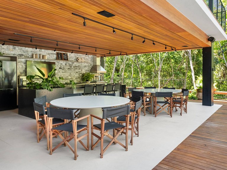 Casa con 5 suite a Praia do Forte