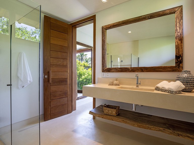 House with a pool in Trancoso