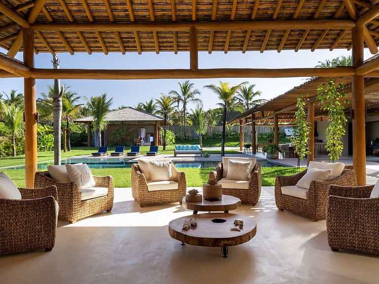 House with a pool in Trancoso