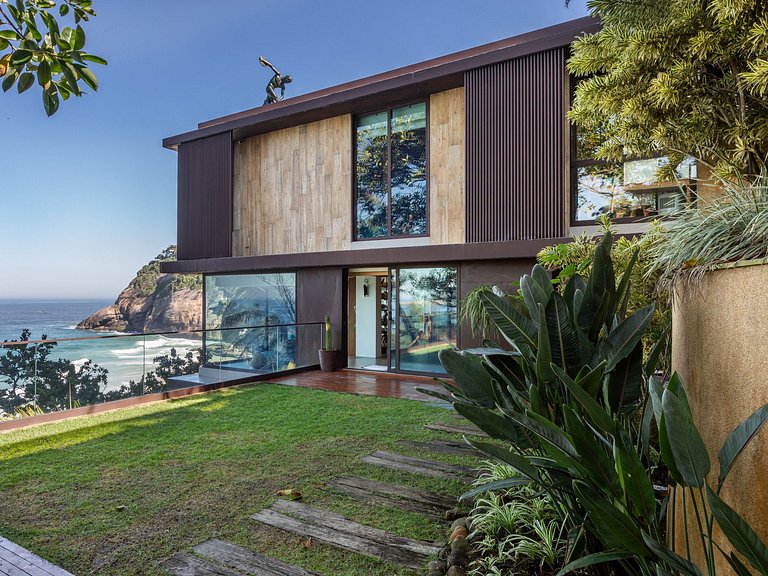 Casa espectacular con piscina en Joá