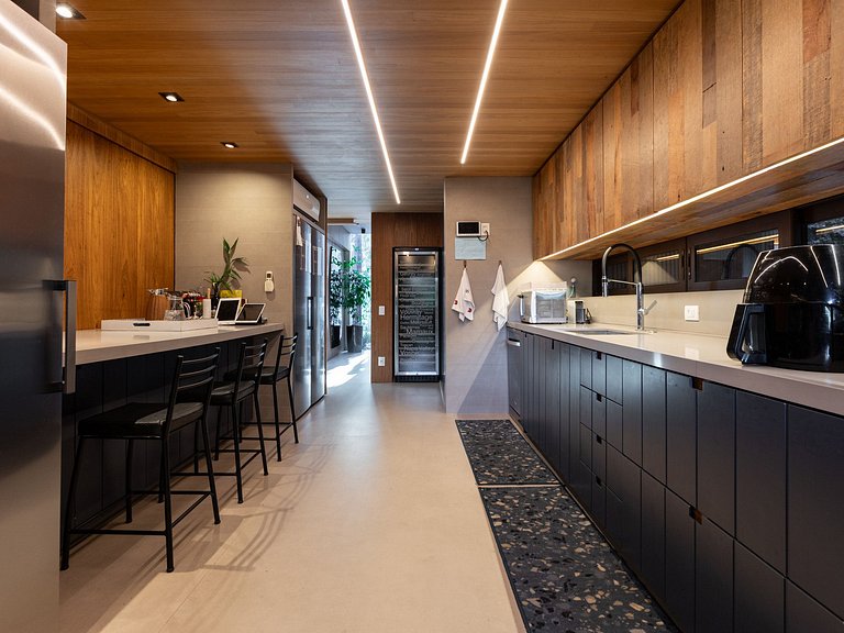 Spectacular house with a pool in Joá