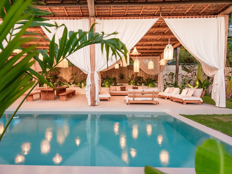 Charmosa casa com piscina em Vila Tatajuba - Cea021