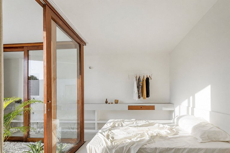 Casa com Piscina em São Miguel - Smg001