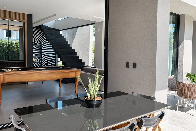 Luxury Pool House in Jurerê - Flo002