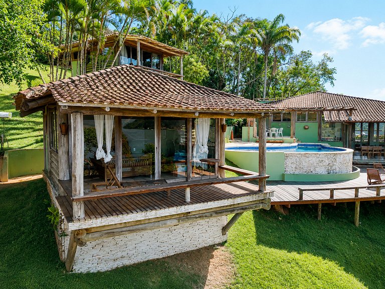 Villa on the hill in Angra dos Reis