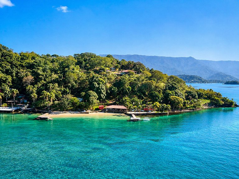 Villa on the hill in Angra dos Reis