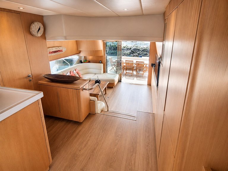 Segue 72 Fly Yacht - Boa011
