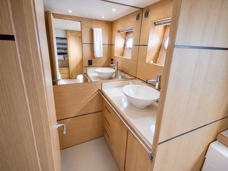 Segue 72 Fly Yacht - Boa011