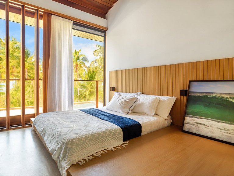 Exclusive Oceanfront Retreat