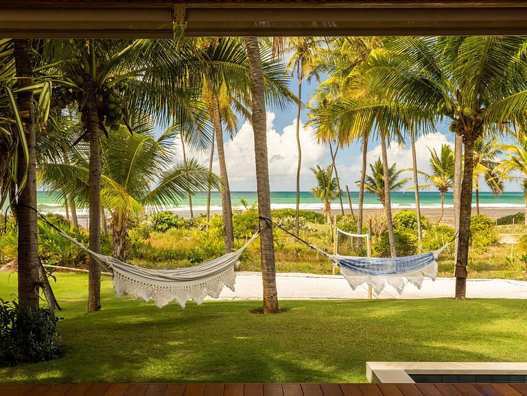 Exclusive Oceanfront Retreat