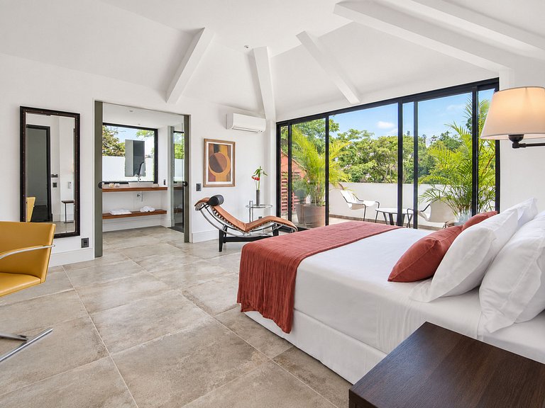 Luxuosa mansão no alto de Santa Teresa