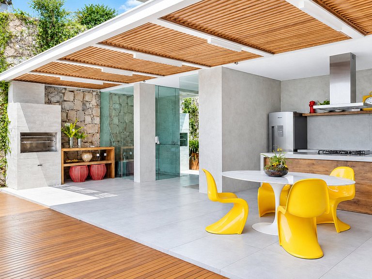 Luxury Ocean View Villa in Joá - Joa015