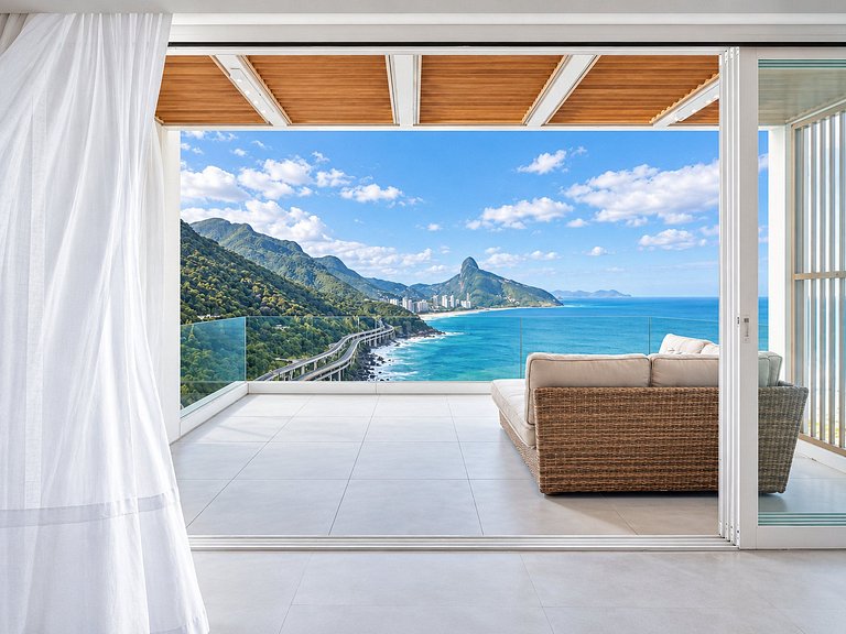 Luxury Ocean View Villa in Joá - Joa015