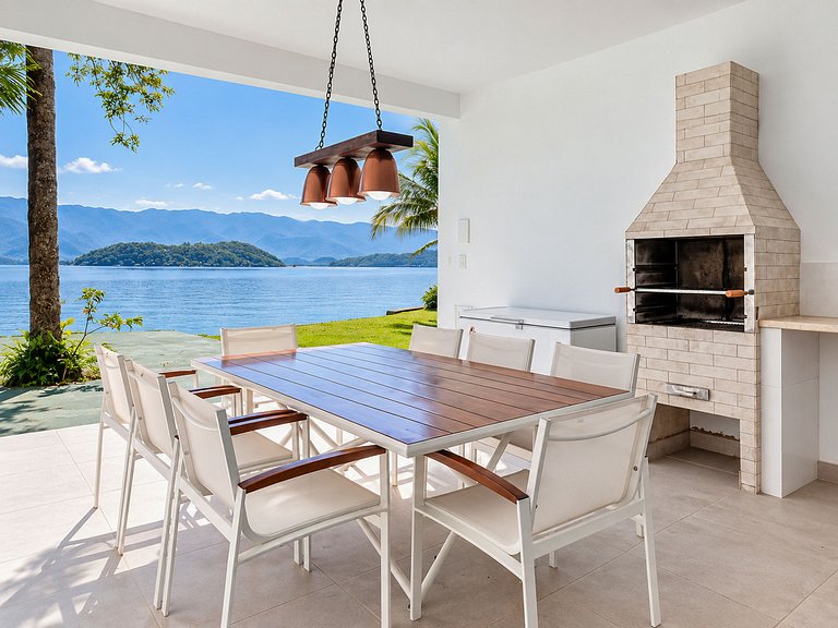 Ang012 - Beautifull Mansion at Ilha do Cavaco