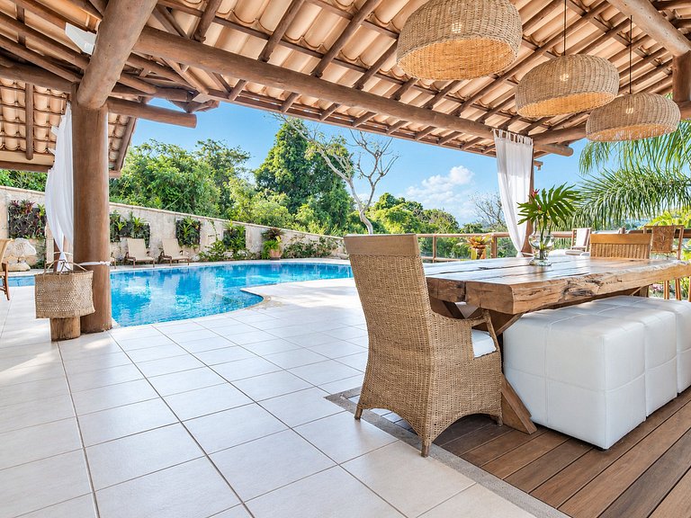 Bella e spaziosa villa con 6 camere da letto e piscina