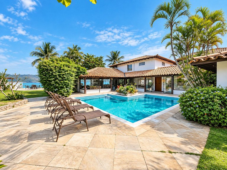 Fantástica villa junto al mar en Búzios
