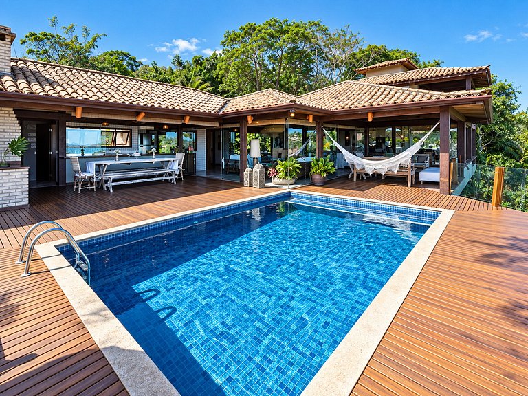 House with sea view in Geribá, Búzios