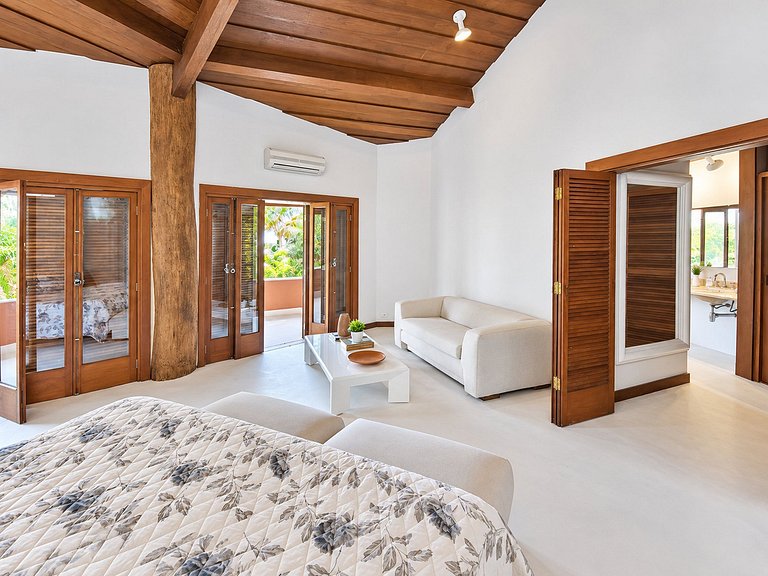 Villa by the beach at Praia do Engenho