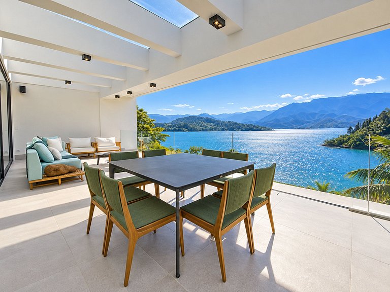 Maison en bord de mer à Angra dos Reis
