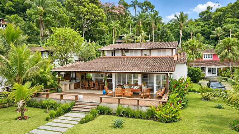 Maison en bord de mer à Angra dos Reis