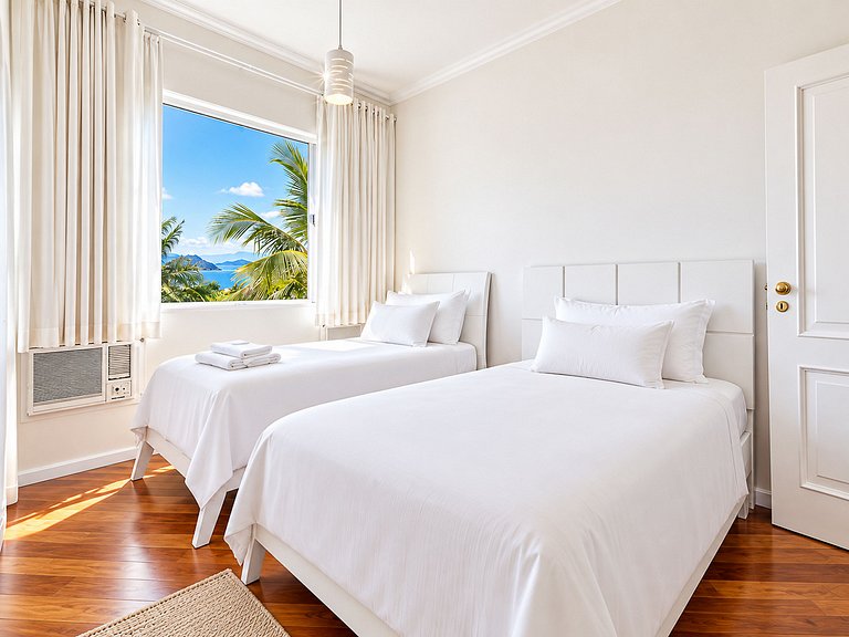 Ang012 - Beautifull Mansion at Ilha do Cavaco