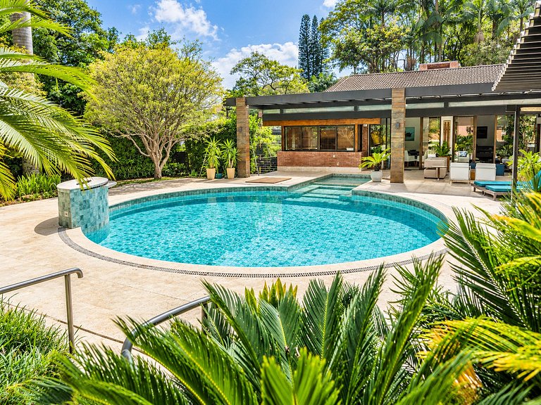 Luxury villa in Jardim Guedala, Morumbi
