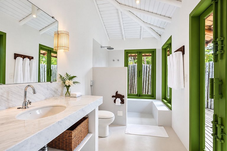 House facing the sea with swimming pool in Trancoso
